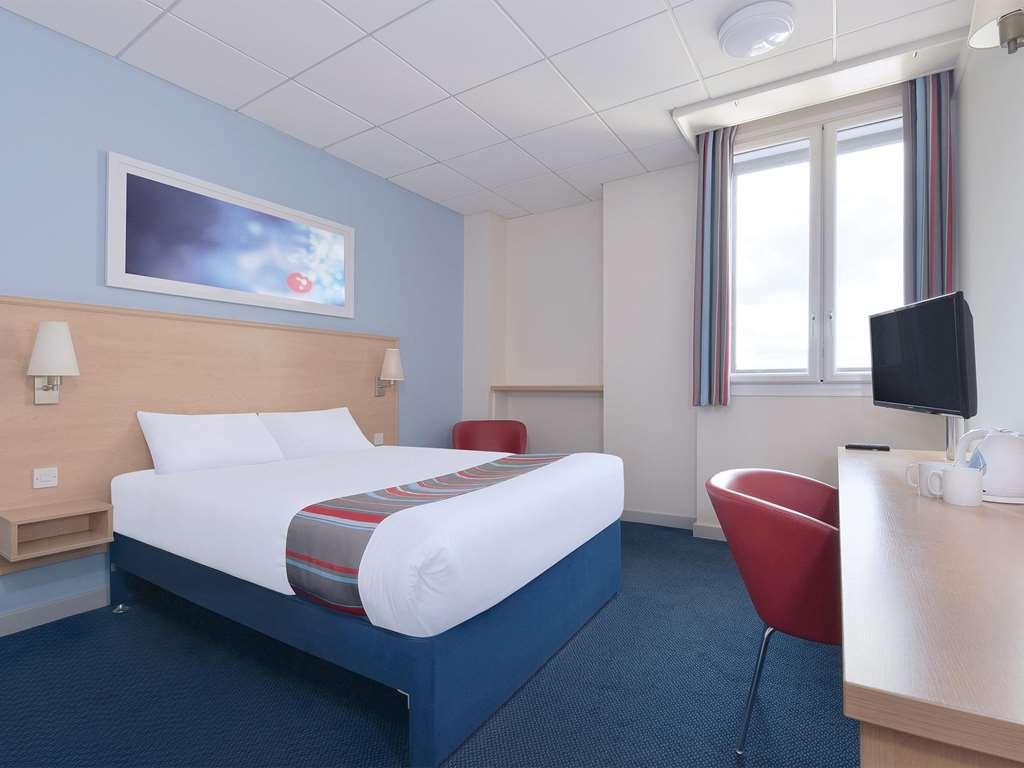 Travelodge Bracknell Værelse billede