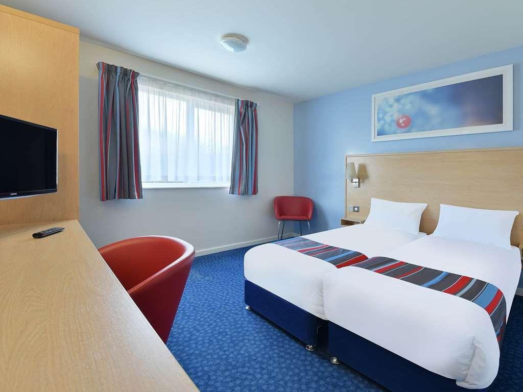 Travelodge Bracknell Værelse billede