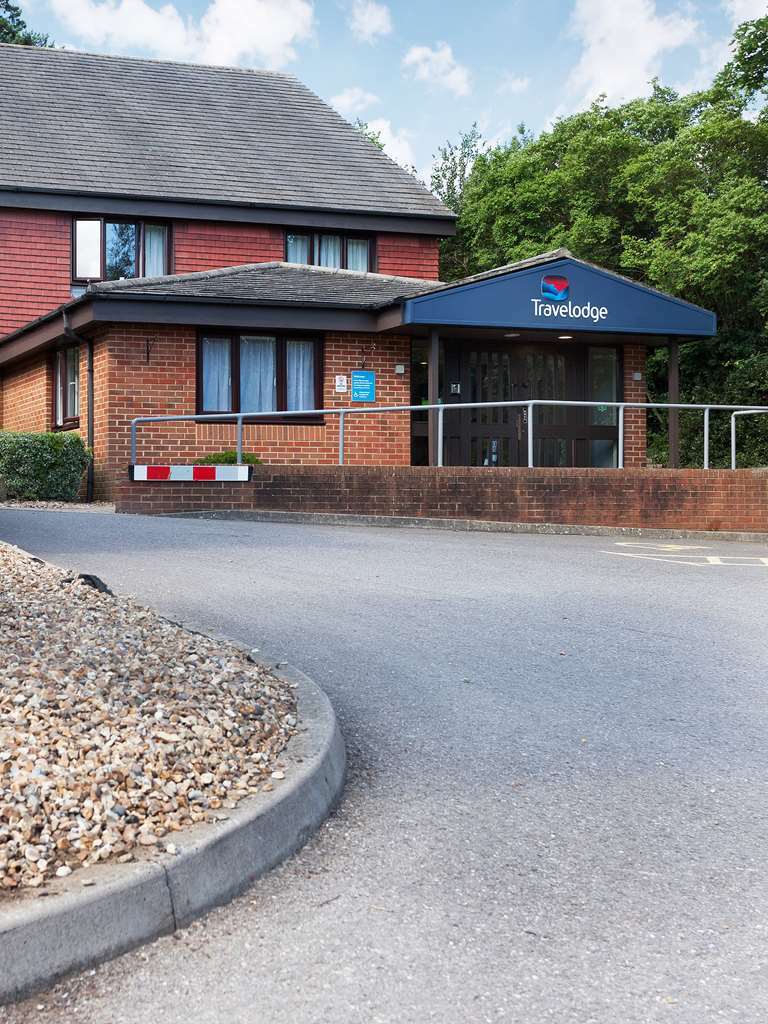 Travelodge Bracknell Eksteriør billede
