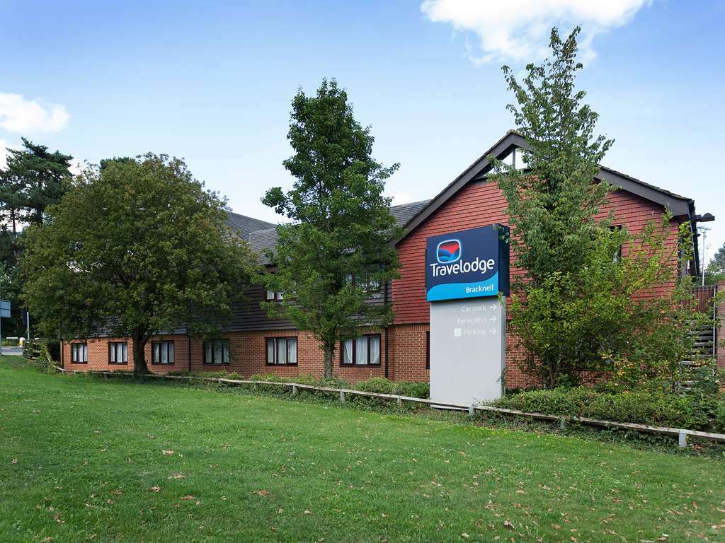 Travelodge Bracknell Eksteriør billede